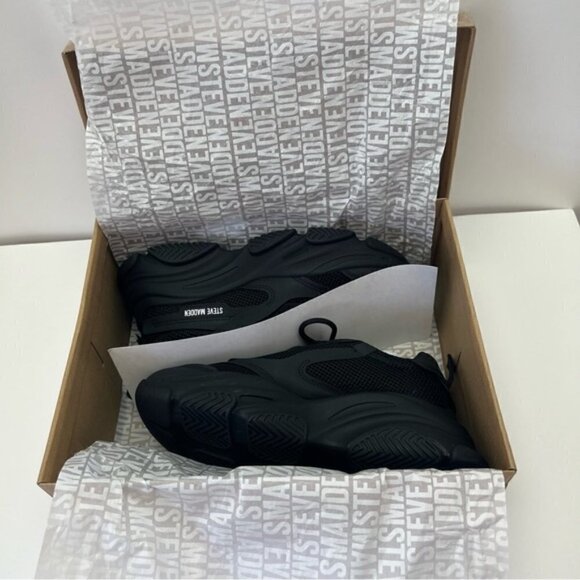 Steve Madden - Women Possession Sneakers - Black. Size: 9.5. NIB - Picture 13 of 16
